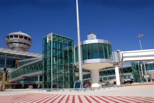 Izmir Adnan Menderes Airport  | Izmir Airport Transfer