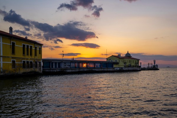 Beyond the Ruins: A Local's Guide to Izmir's Hidden Gems
