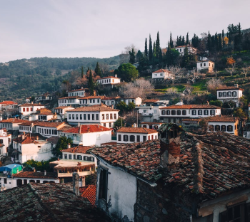  Discovering Şirince: The Ultimate Spring Day Trip for Wine and History