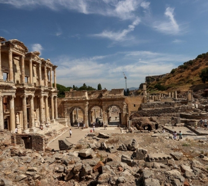 Unearthing Grandeur: Your Essential Guide to Visiting Ancient Ephesus