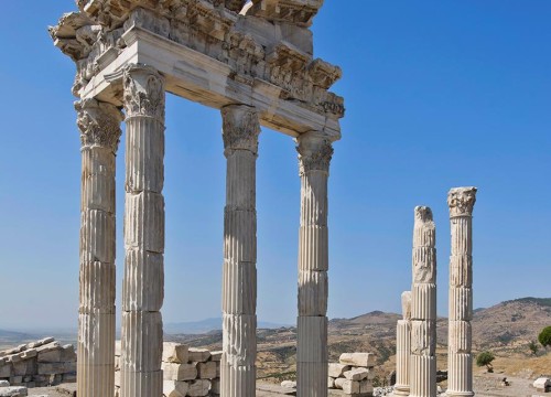 Tour de las Siete Iglesias del Apocalipsis – 2026 (incluyendo Estambul) 15 – 22 de mayo de 2026