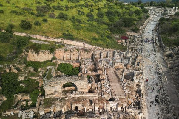 The Smart Traveler's Guide: Why November is the Best Time to Visit Ephesus and the Aegean