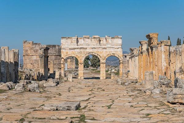 A Perfect Day Trip to Pamukkale and Hierapolis from Izmir